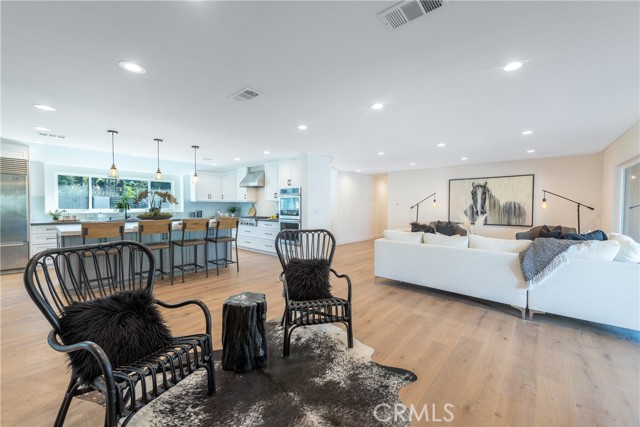 4 Bed Home for Sale in Encino, California