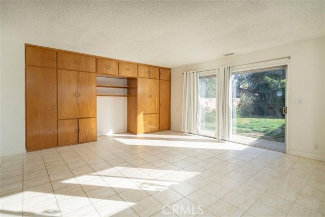 3 Bed Home for Sale in Lake Balboa, California