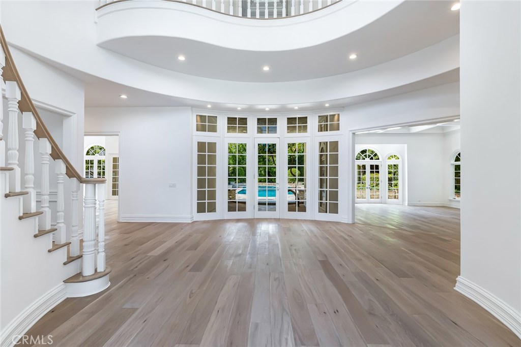 Photo for 20637 KINGSBORO Way, Woodland Hills, CA 91364 - Listing #SR-19233515 20637 KINGSBORO Way, Woodland Hills, CA 91364