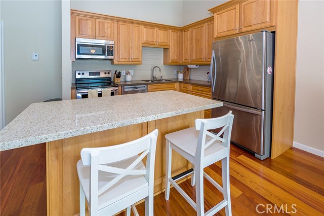 818 Camino Real, Redondo Beach, California 90277, 2 Bedrooms Bedrooms, ,2 BathroomsBathrooms,Residential,Sold,Camino Real,SR20198700