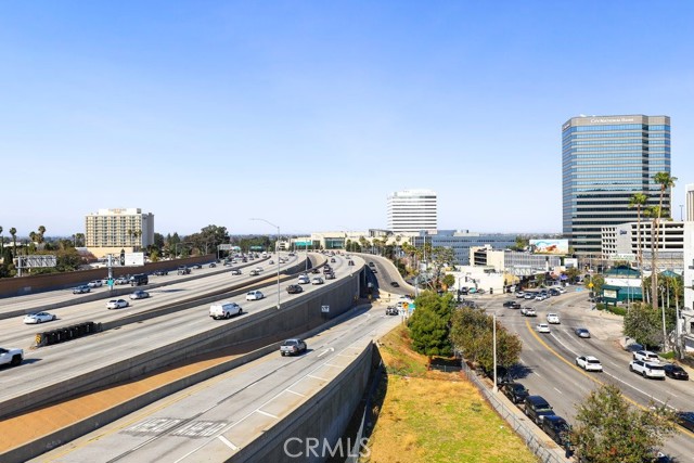 2 Bed Home for Sale in Sherman Oaks, California