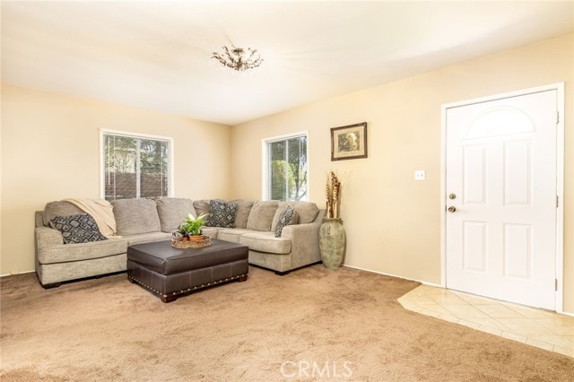 2 Bed Home for Sale in Lake Balboa, California