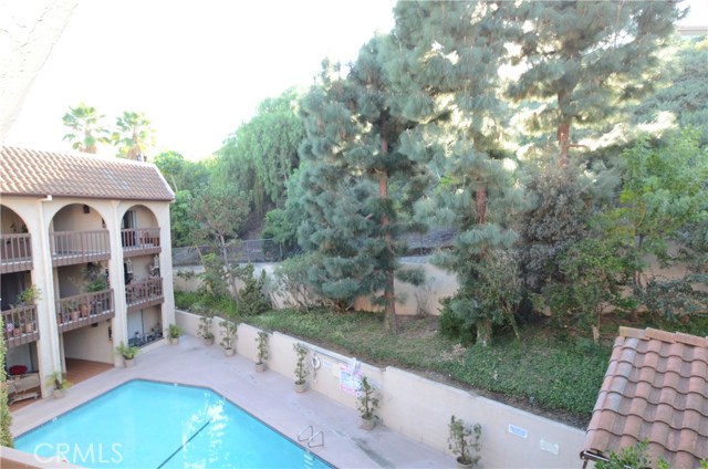 HILL SIDE VIEWS. TRANQUIL AND QUIET. HILL SIDE VIEWS. TRANQUIL AND QUIET.