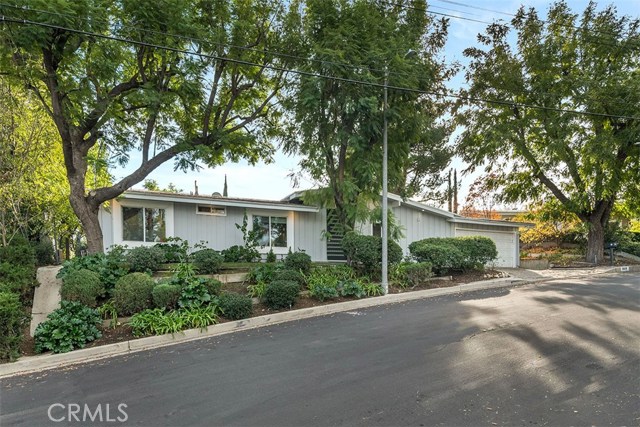Photo of 5619 Wilhelmina Avenue, Woodland Hills, CA 91367