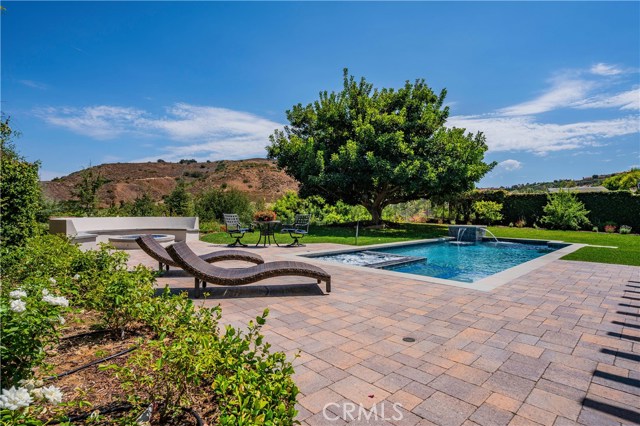 6 Bed Home for Sale in Calabasas, California
