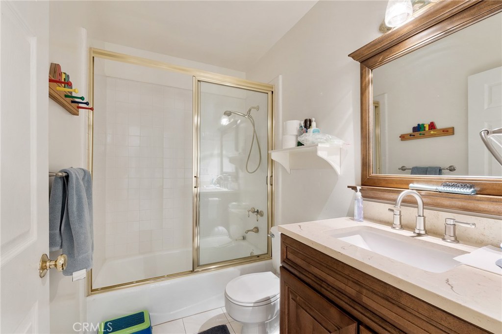 Photo for 1512 WABASSO Way, Glendale, CA 91208 - Listing #SR-19215623 1512 WABASSO Way, Glendale, CA 91208