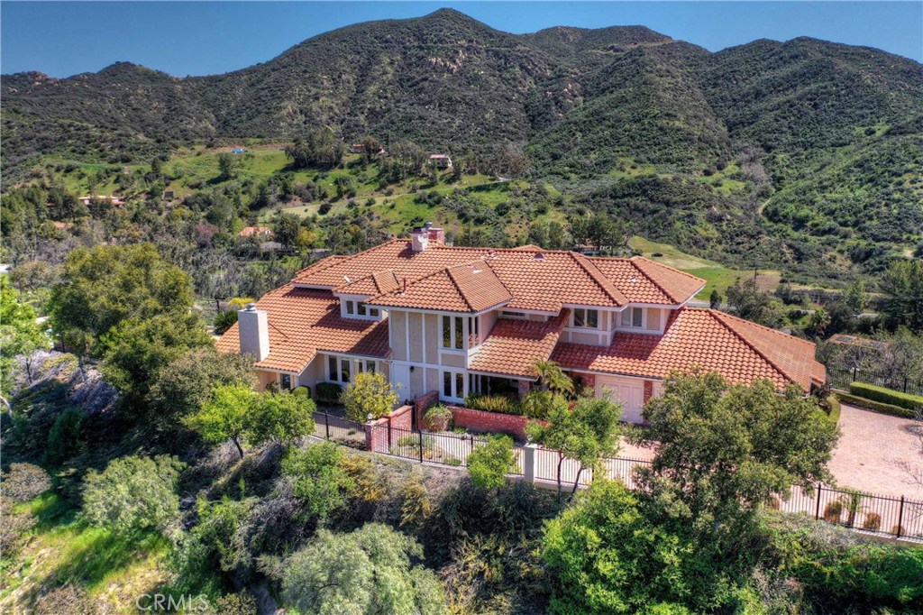 Photo of 2575 HIERRO WAY, Calabasas, CA 91302