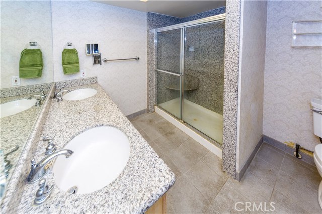 2 Bed Home for Sale in Sherman Oaks, California