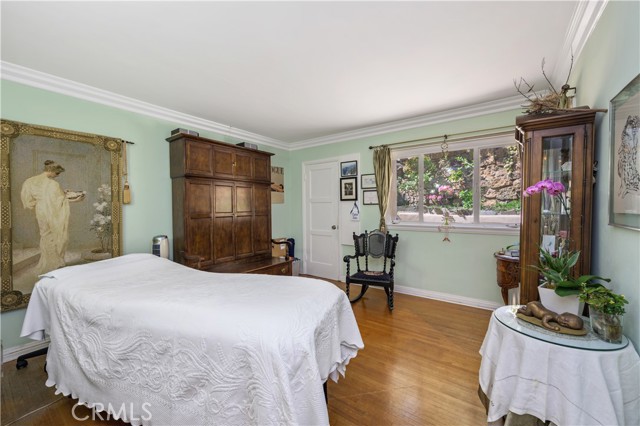 3 Bed Home for Sale in Beverly Hills, California