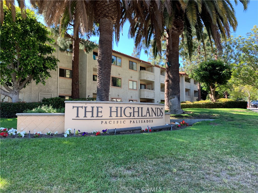 Photo of 511 PALISADES DRIVE, Pacific Palisades, CA 90272