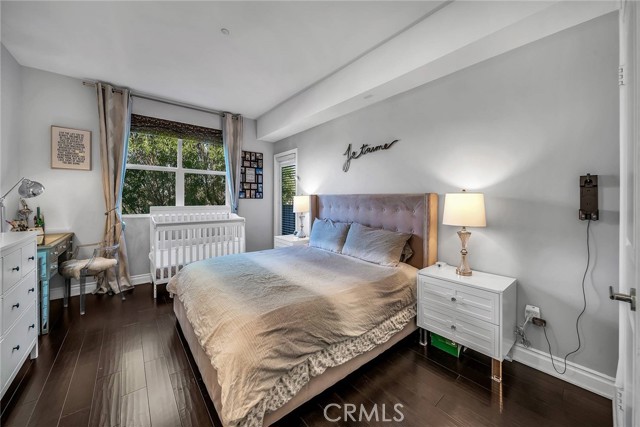 2 Bed Home for Sale in Studio City, California