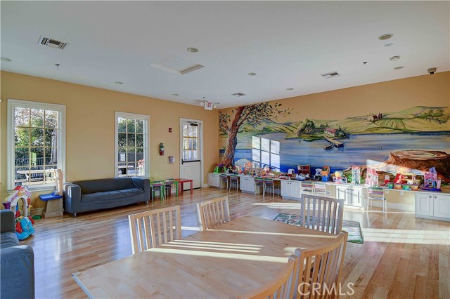 6 Bed Home for Sale in Calabasas, California