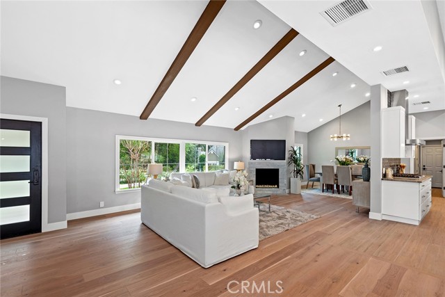 5 Bed Home for Sale in Hidden Hills, California
