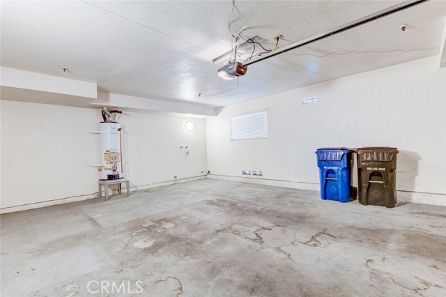 3 Bed Home for Sale in Hawthorne, California