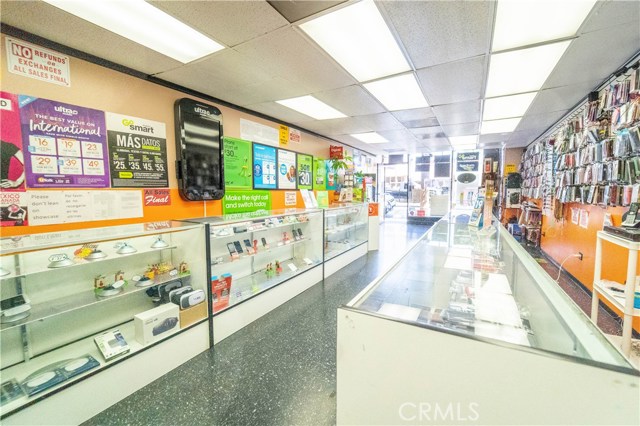 Tweedy, 90280, ,For Sale,Tweedy,SR20152434