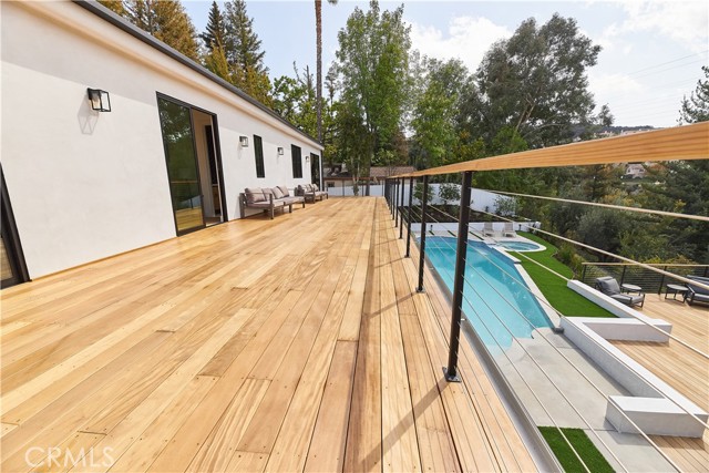 5 Bed Home for Sale in Encino, California