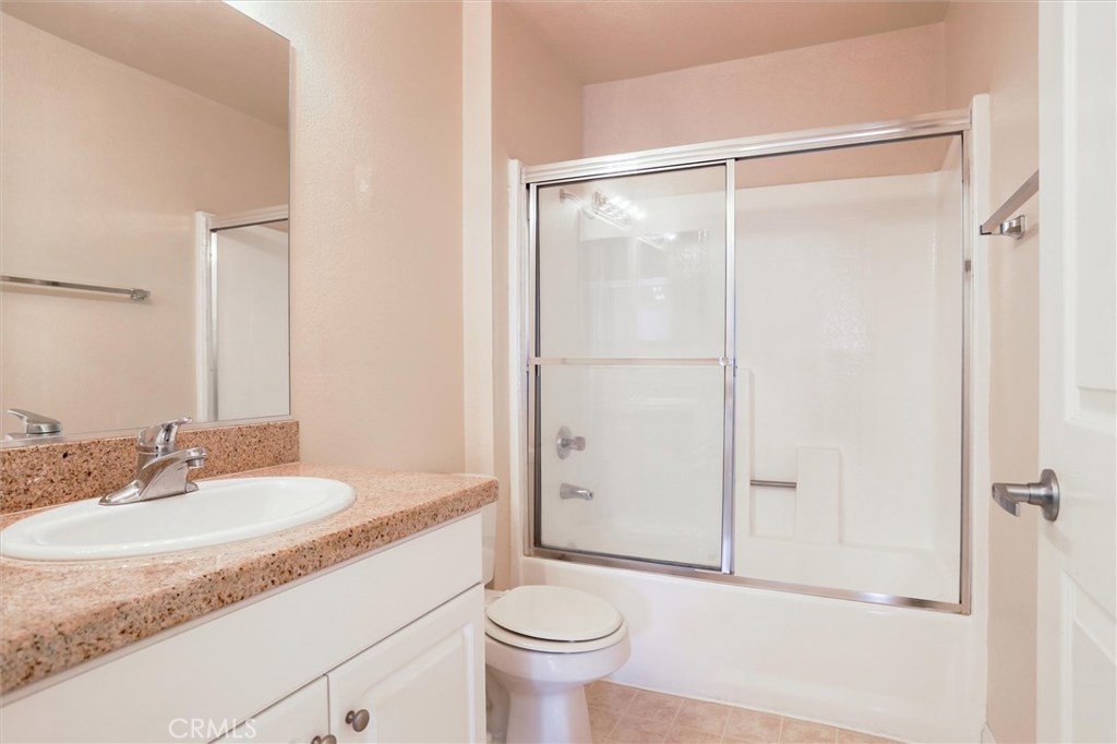 Photo for 5545 Canoga Avenue, 222, Woodland Hills, CA 91367 - Listing #SR-19281443 5545 Canoga Avenue, 222, Woodland Hills, CA 91367