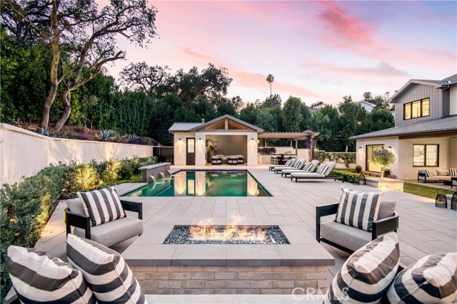 5 Bed Home for Sale in Encino, California