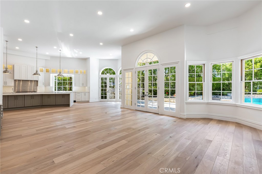 Photo for 20637 KINGSBORO Way, Woodland Hills, CA 91364 - Listing #SR-19233515 20637 KINGSBORO Way, Woodland Hills, CA 91364