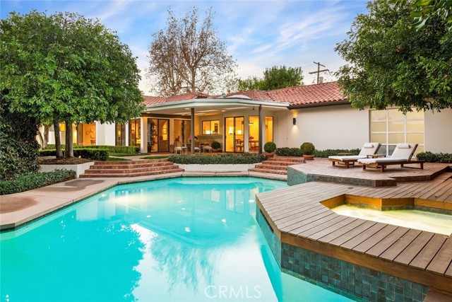 5 Bed Home for Sale in Encino, California