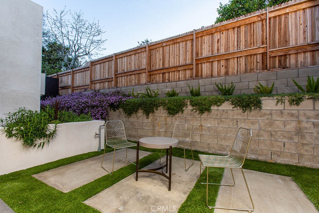 Photo for 23315 CALVERT Street, Woodland Hills, CA 91367 - Listing #SR-19072953 23315 CALVERT Street, Woodland Hills, CA 91367