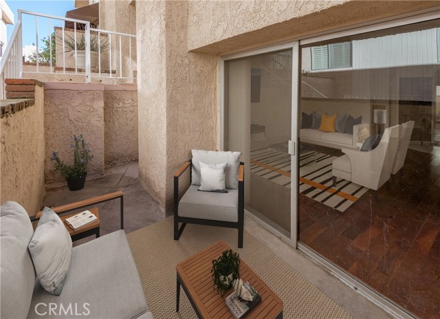2 Bed Home for Sale in Encino, California