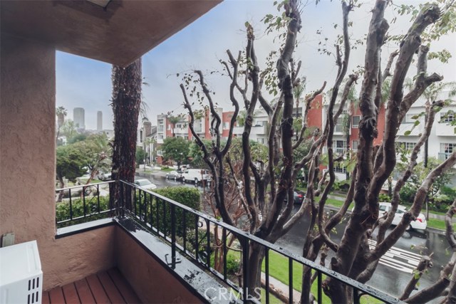 2 Bed Home for Sale in Los Angeles, California