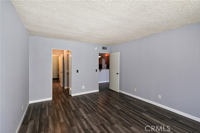 1 Bed Home for Sale in Encino, California