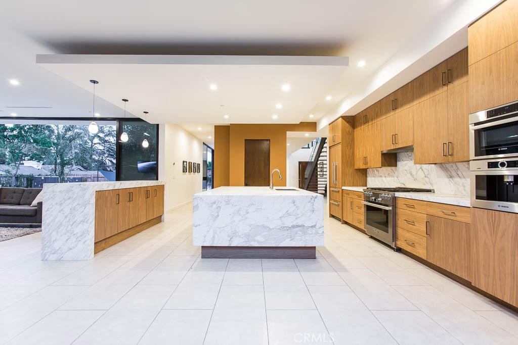 Photo for 23315 CALVERT Street, Woodland Hills, CA 91367 - Listing #SR-19072953 23315 CALVERT Street, Woodland Hills, CA 91367