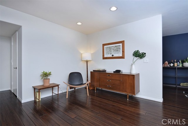 1 Bed Home for Sale in Sherman Oaks, California