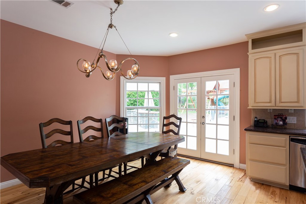 Photo for 4733 Westchester Drive, Woodland Hills, CA 91364 - Listing #SR-19233022 4733 Westchester Drive, Woodland Hills, CA 91364