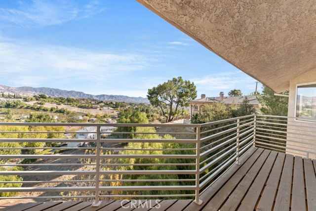 5 Bed Home for Sale in Granada Hills, California
