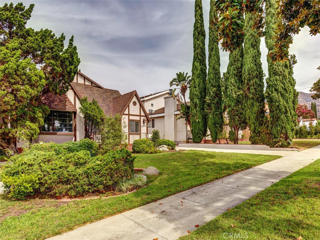 Photo for 1341 RAYMOND Avenue, Glendale, CA 91201 - Listing #SR-19221422 1341 RAYMOND Avenue, Glendale, CA 91201