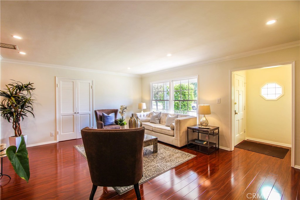 Photo for 1317 IDLEWOOD Road, Glendale, CA 91202 - Listing #SR-19113891 1317 IDLEWOOD Road, Glendale, CA 91202