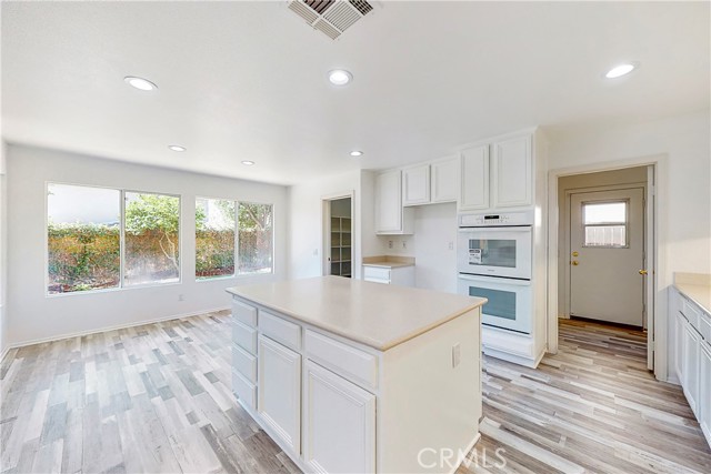 5 Bed Home for Sale in Castaic, California