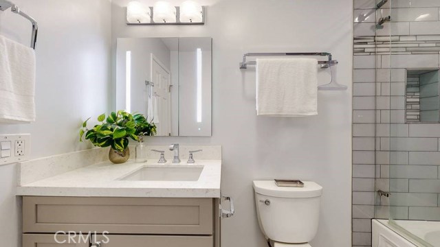 1427 12th Street, Manhattan Beach, California 90266, 2 Bedrooms Bedrooms, ,3 BathroomsBathrooms,Residential,Sold,12th,SR20201962