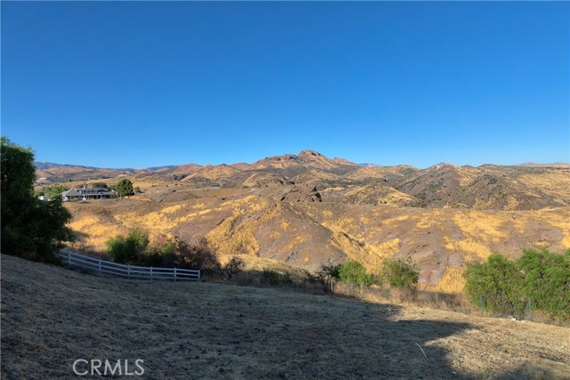 3 Bed Home for Sale in Agua Dulce, California