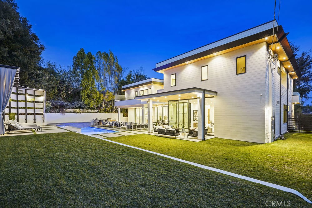 Photo of 16720 BAJIO ROAD, Encino, CA 91436