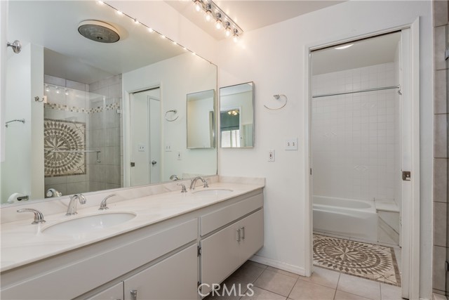 2 Bed Home for Sale in Encino, California