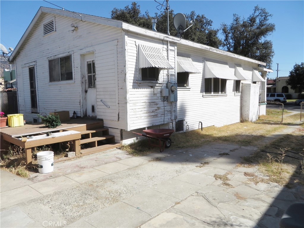 Photo for 1065 ALLEN Avenue, Glendale, CA 91201 - Listing #SR-19253303 1065 ALLEN Avenue, Glendale, CA 91201