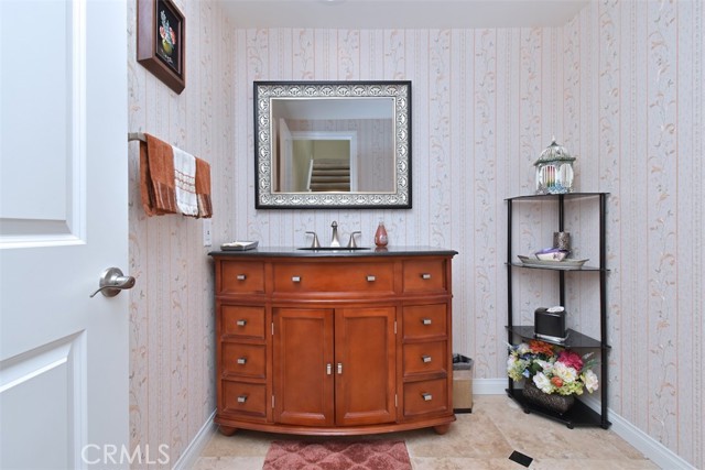 3 Bed Home for Sale in Encino, California