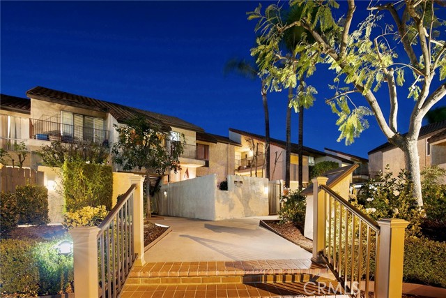 2 Bed Home for Sale in Calabasas, California