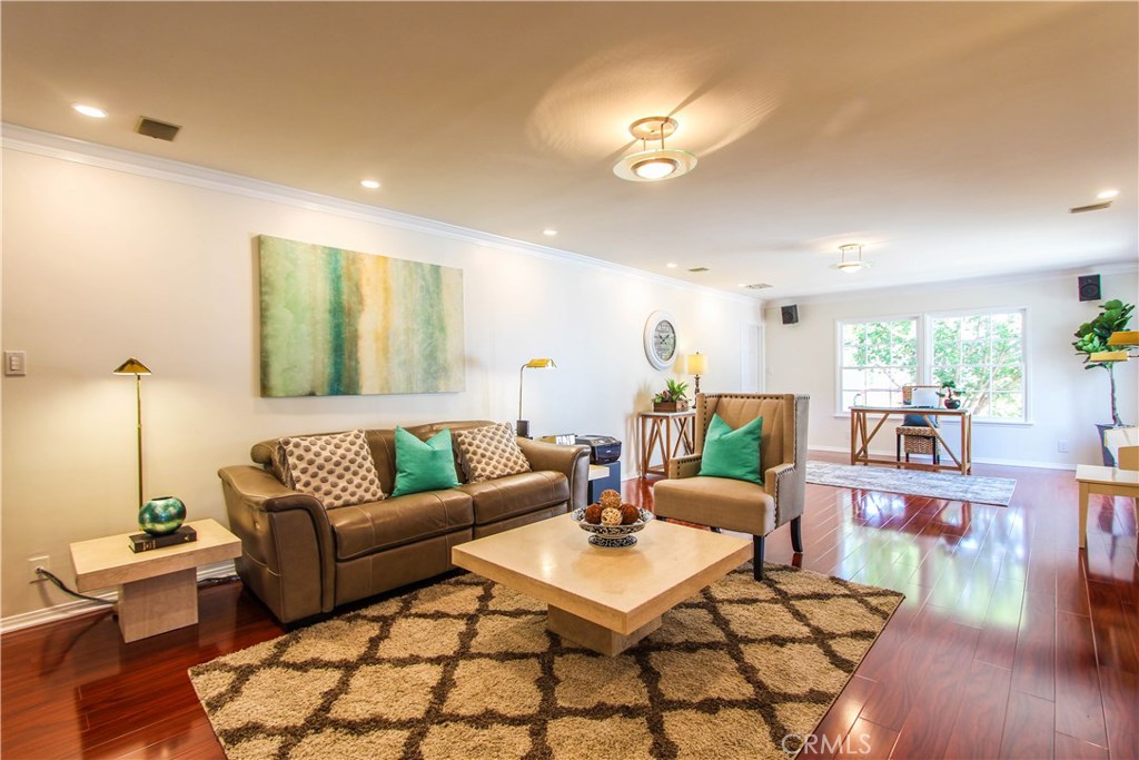 Photo for 1317 IDLEWOOD Road, Glendale, CA 91202 - Listing #SR-19113891 1317 IDLEWOOD Road, Glendale, CA 91202