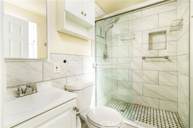 3 Bed Home for Sale in Burbank, California