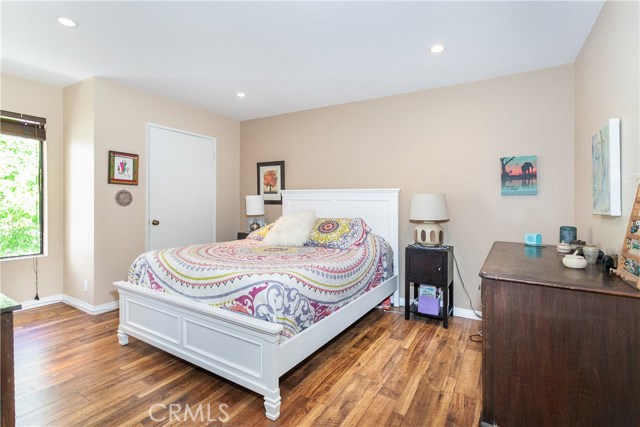 2 Bed Home for Sale in Valley Village, California