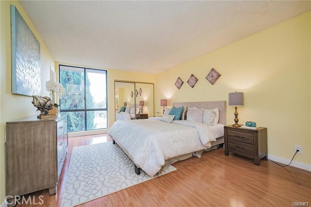 2 Bed Home for Sale in Granada Hills, California