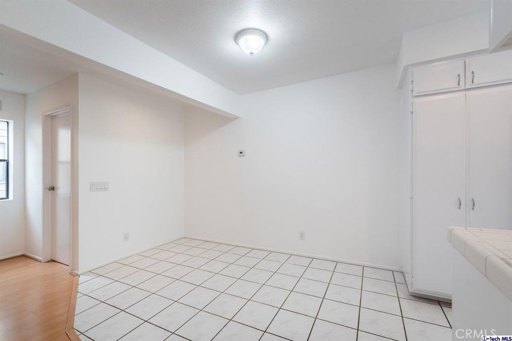 Photo for 419 PIONEER Drive, 2, Glendale, CA 91203 - Listing #SR-19248488 419 PIONEER Drive, 2, Glendale, CA 91203