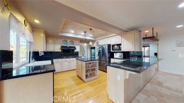 4 Bed Home for Sale in Newbury Park, California
