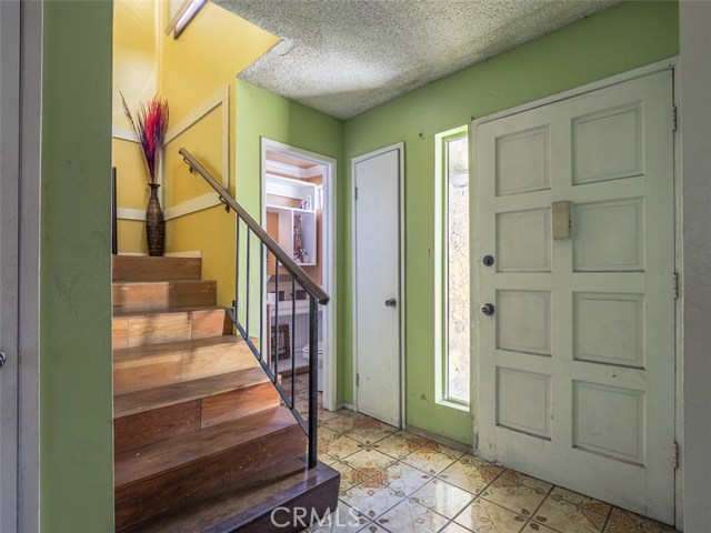 3 Bed Home for Sale in Panorama City, California