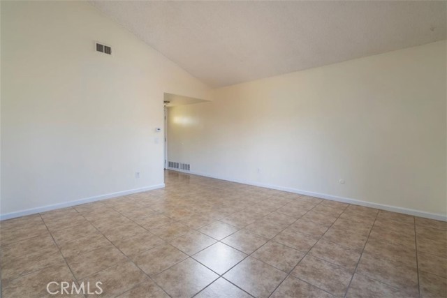 2 Bed Home for Sale in Canyon Country, California